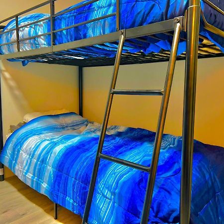Stop Inn Stay Hostel Houston Extérieur photo
