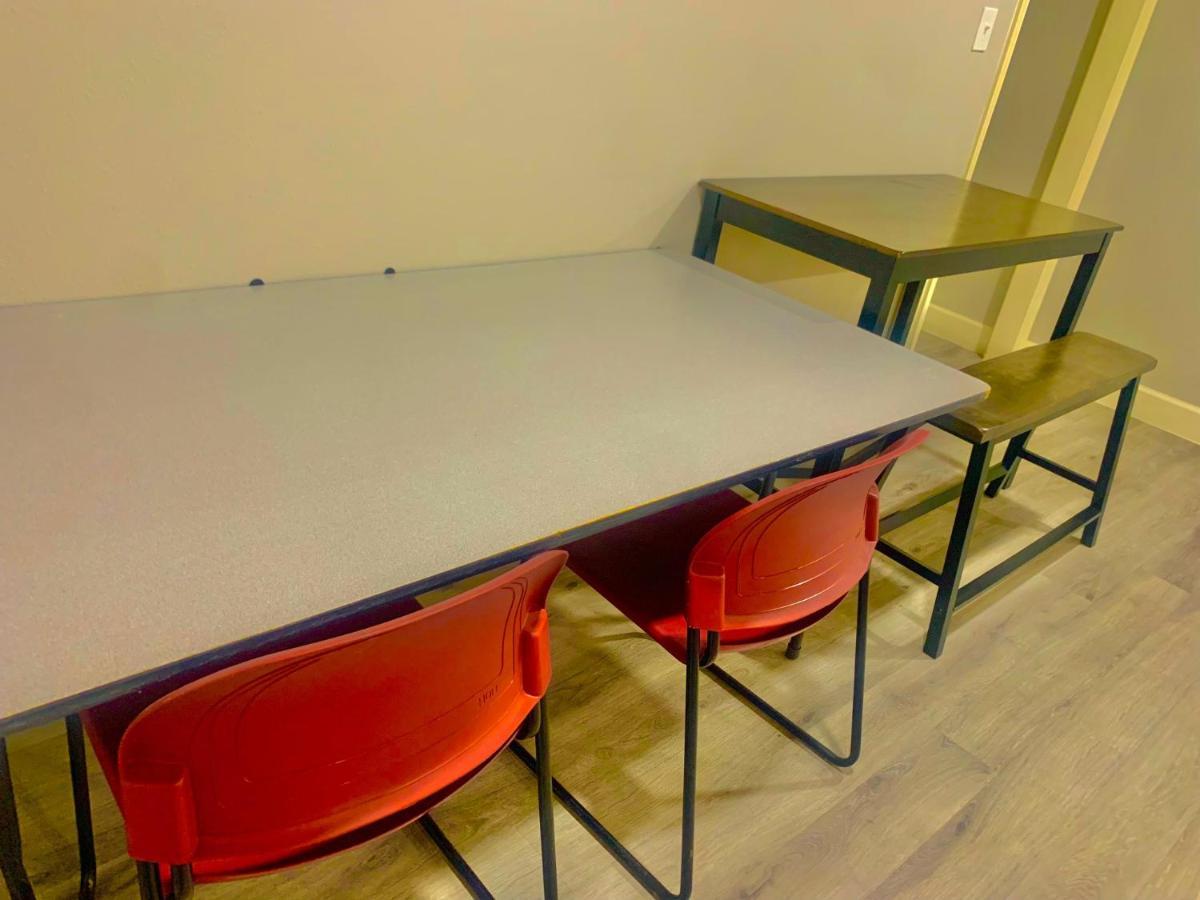 Stop Inn Stay Hostel Houston Extérieur photo