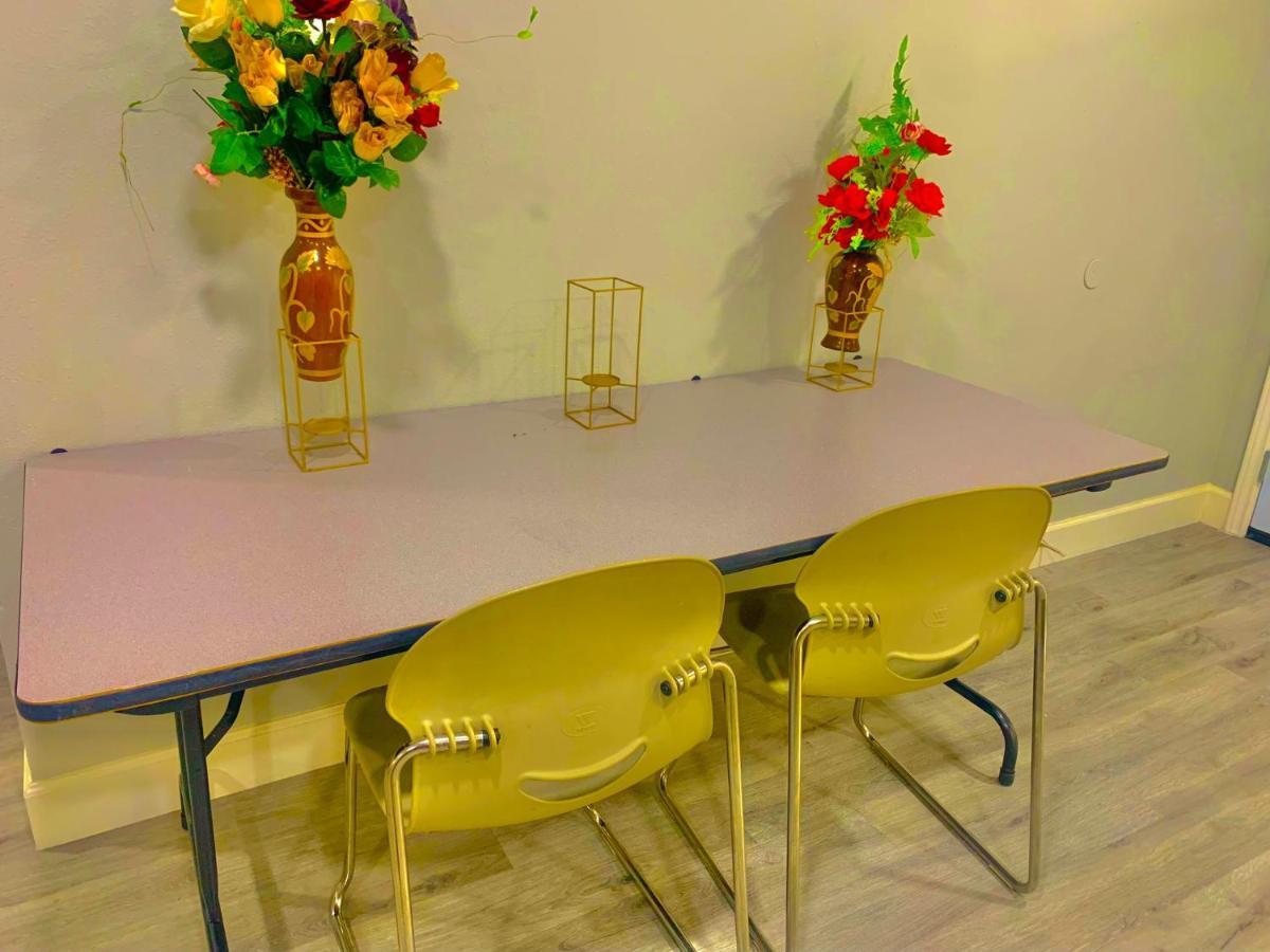 Stop Inn Stay Hostel Houston Extérieur photo